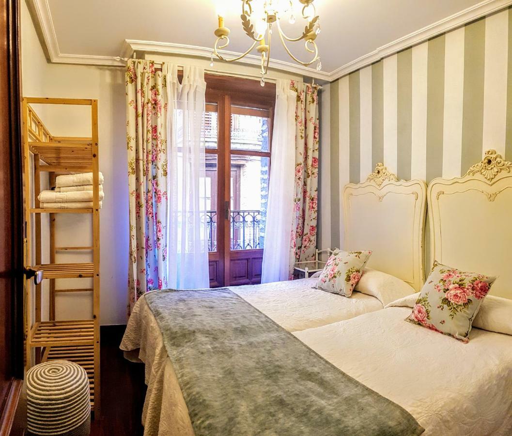 La Guardia La Casa De Lorenzo מראה חיצוני תמונה